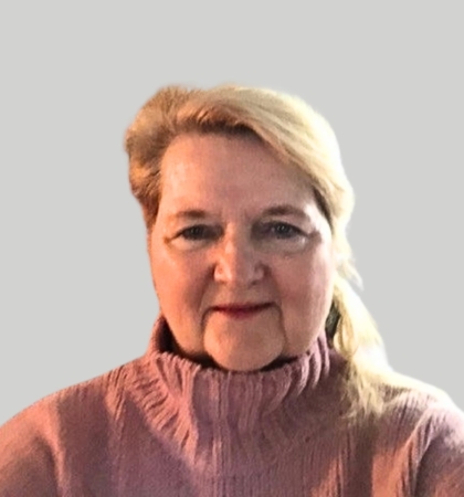 Photo of Holly Seagrave