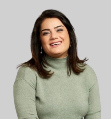 Photo of Solmaz Shahalizadeh