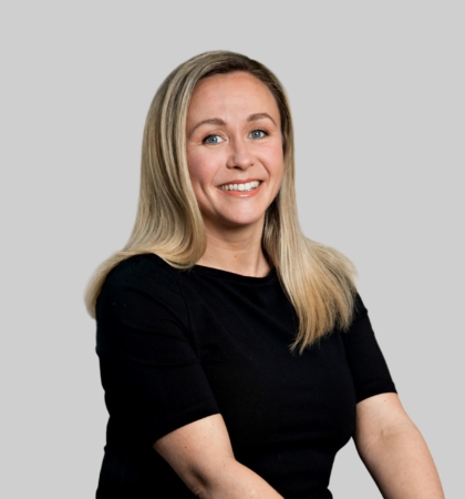 Photo of Alison McElwee